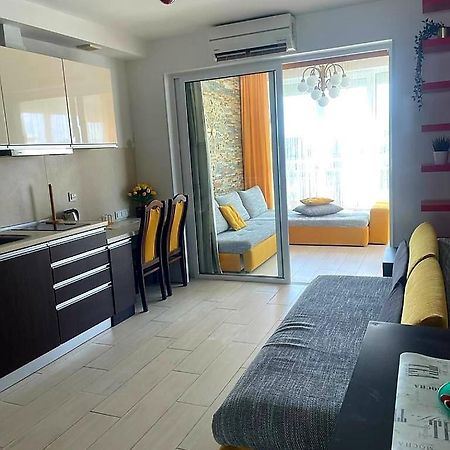 Sunset View Przy Samym Morzu Plazy Apartment Primorsko Exterior photo